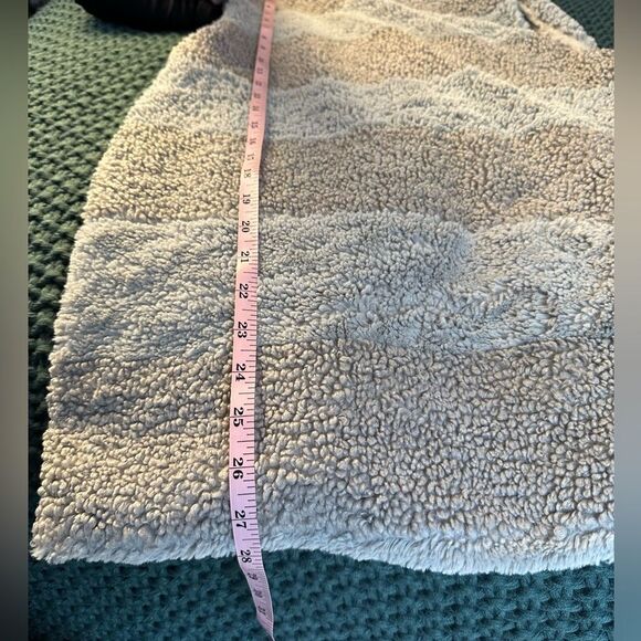 Faux Fur Sherpa Vest - Dylan Los Angeles - XS - Picture 8 of 12